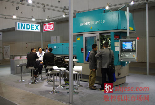 因代克斯此次重點(diǎn)展出因代克斯MultiLine系列MS16C數(shù)控多軸自動(dòng)車床。